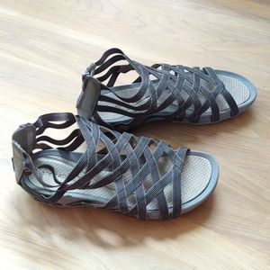 Baretrap sandals.  Size 6.
